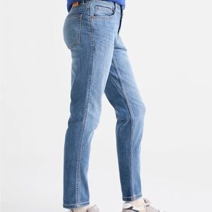DU/ER Performance Denim Girlfriend - Vintage Light Stone - so stretchy and comfy